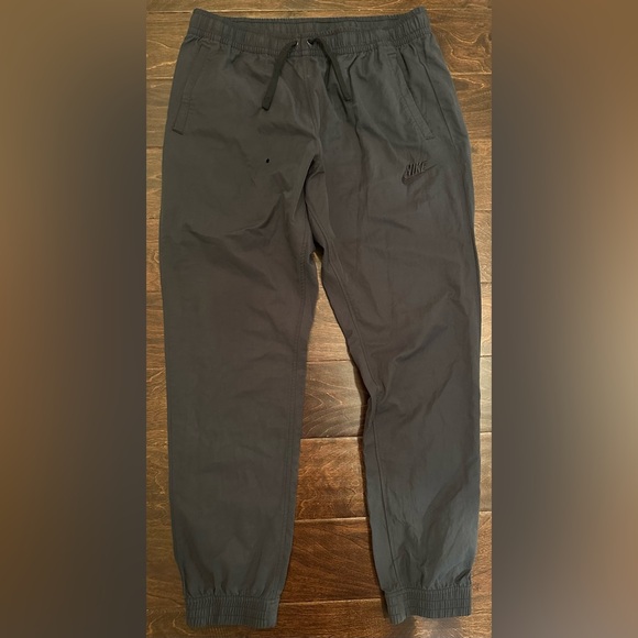 Vintage Men’s Nike Black Jogger Woven Nylon Embroidered Swoosh Logo Pants XL - Picture 2 of 15